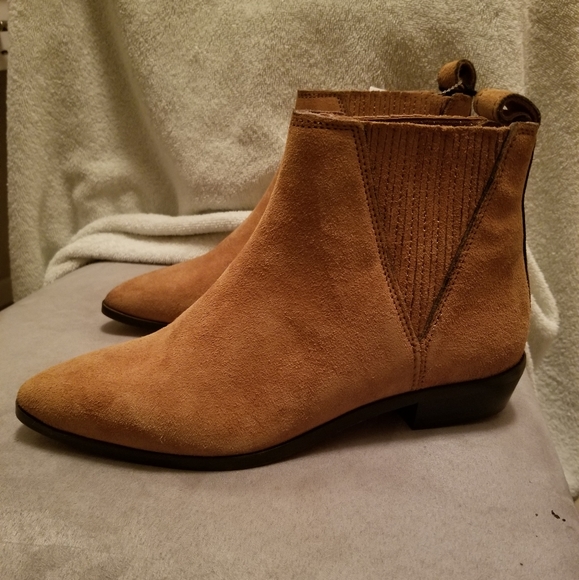 DIESEL suede ankle boots/booties. - Picture 3 of 5
